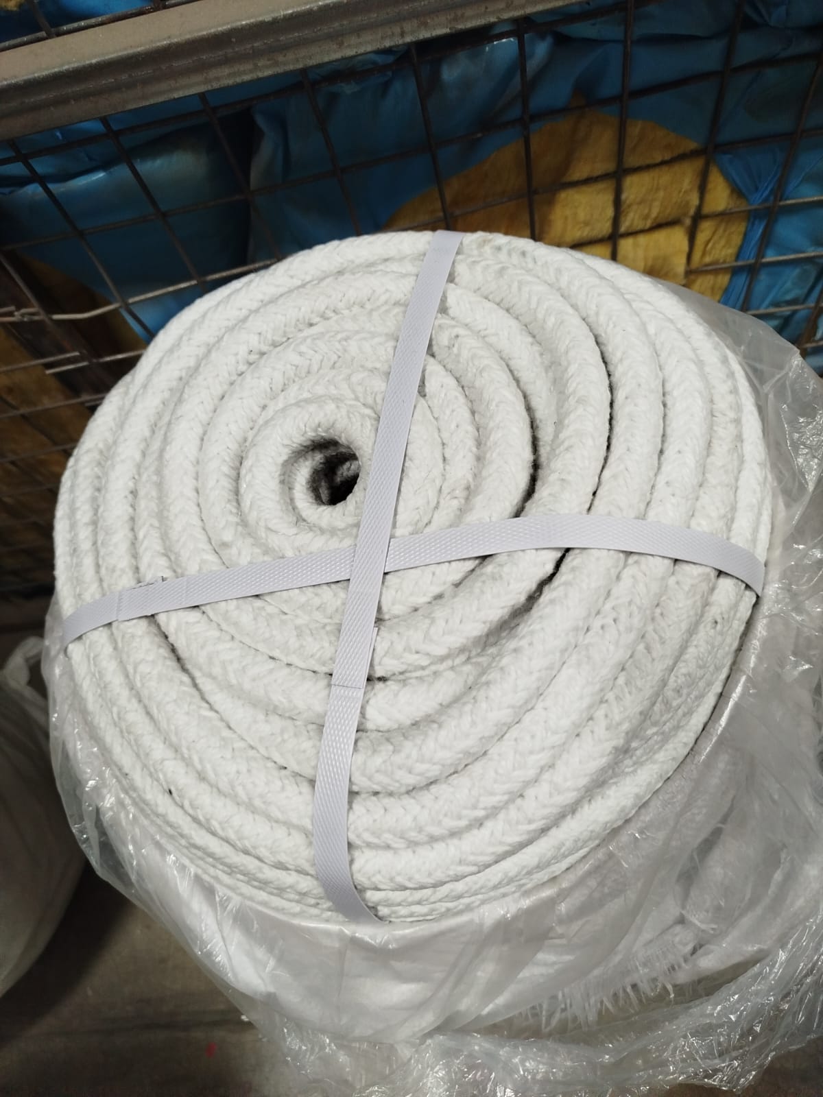 High-Temperature Ceramic Fiber Round Rope for Furnaces, Boilers & Industrial Equipment – 1260°C | Nairobi, Kenya - Image 3