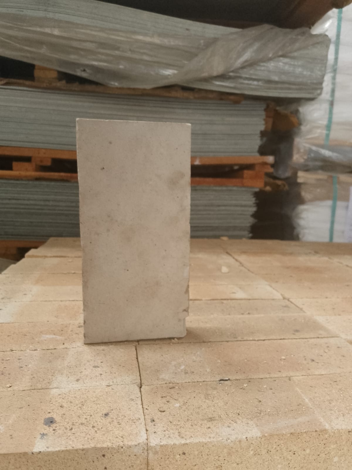 Zirconia Bricks – 230mm x 115mm x 38mm | High-Temperature Refractory Bricks for Extreme Heat Applications – Kenya